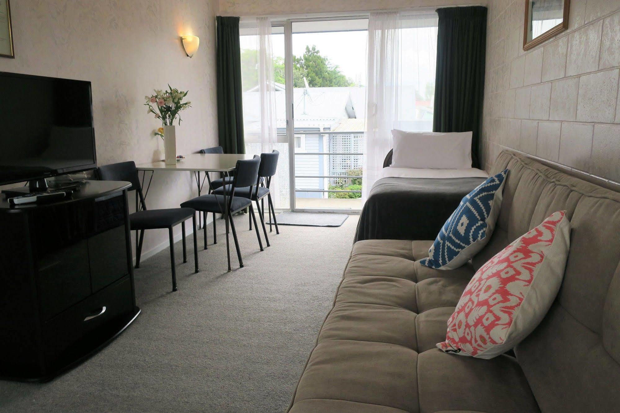 Roselands Motel Тауранга Екстер'єр фото